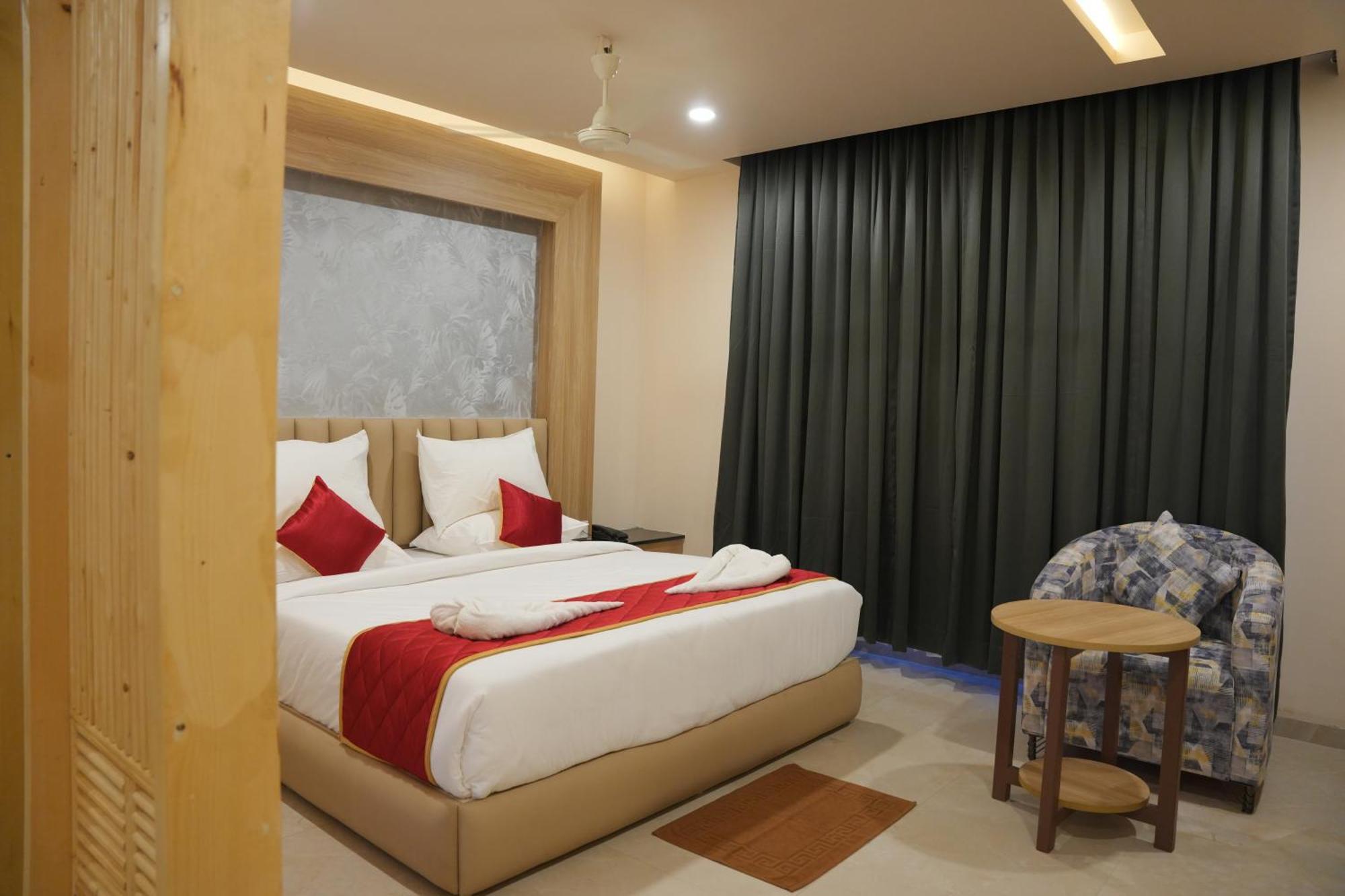 Kvp Golden Inn Tirupati Buitenkant foto